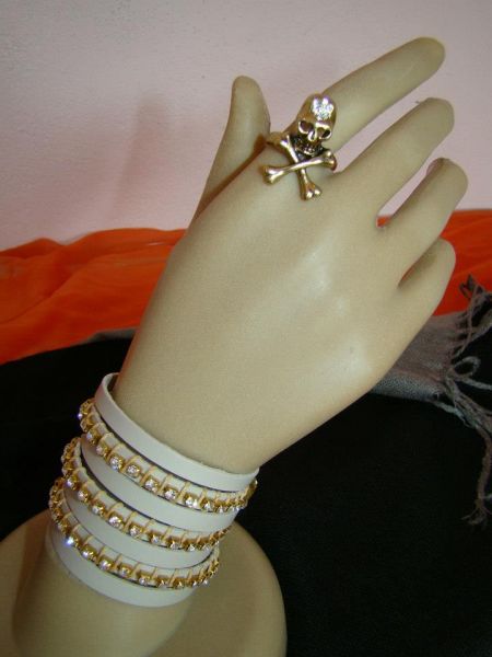 pulseira corino com strass